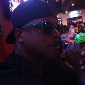 Meet your Posher, Reginald